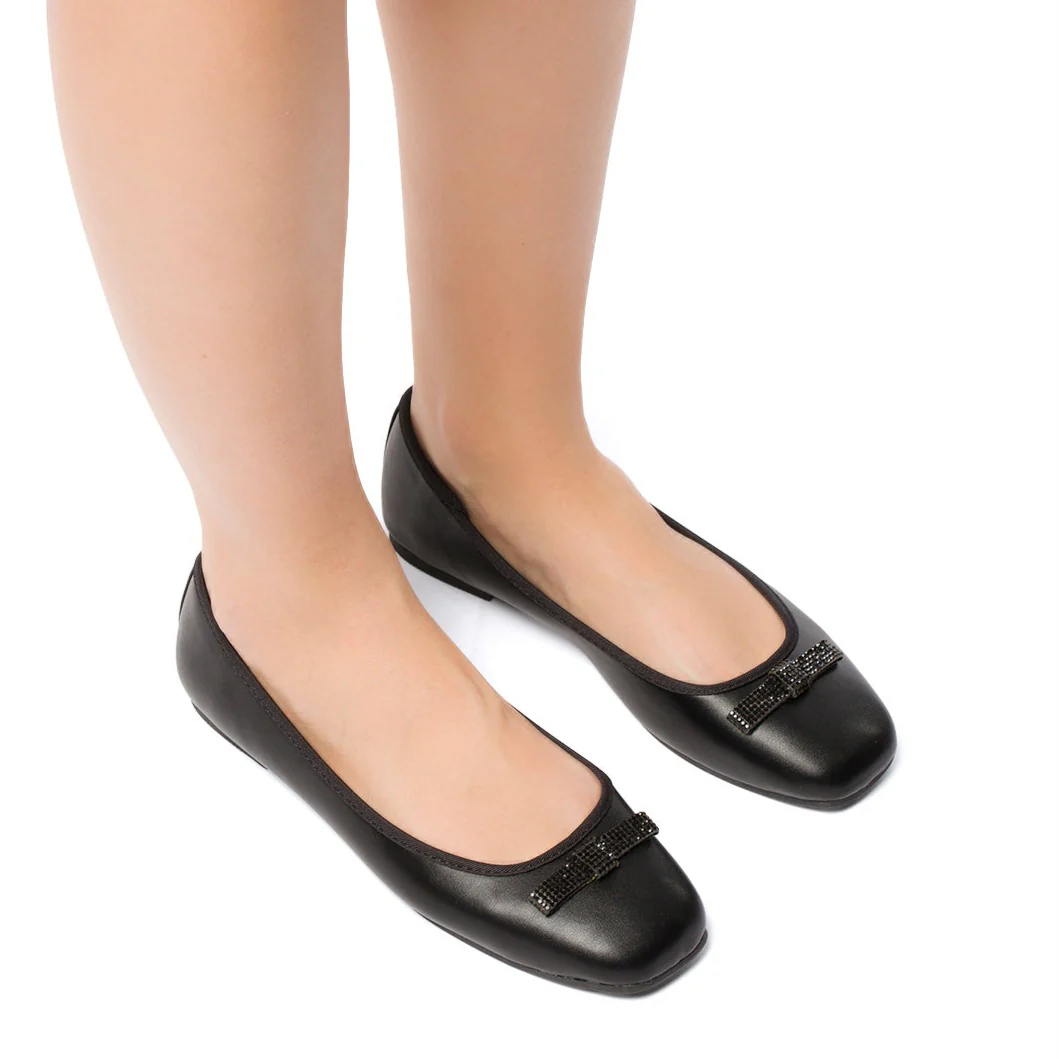 Ballerine nere da donna con fiocchetto e strass Lora Ferres