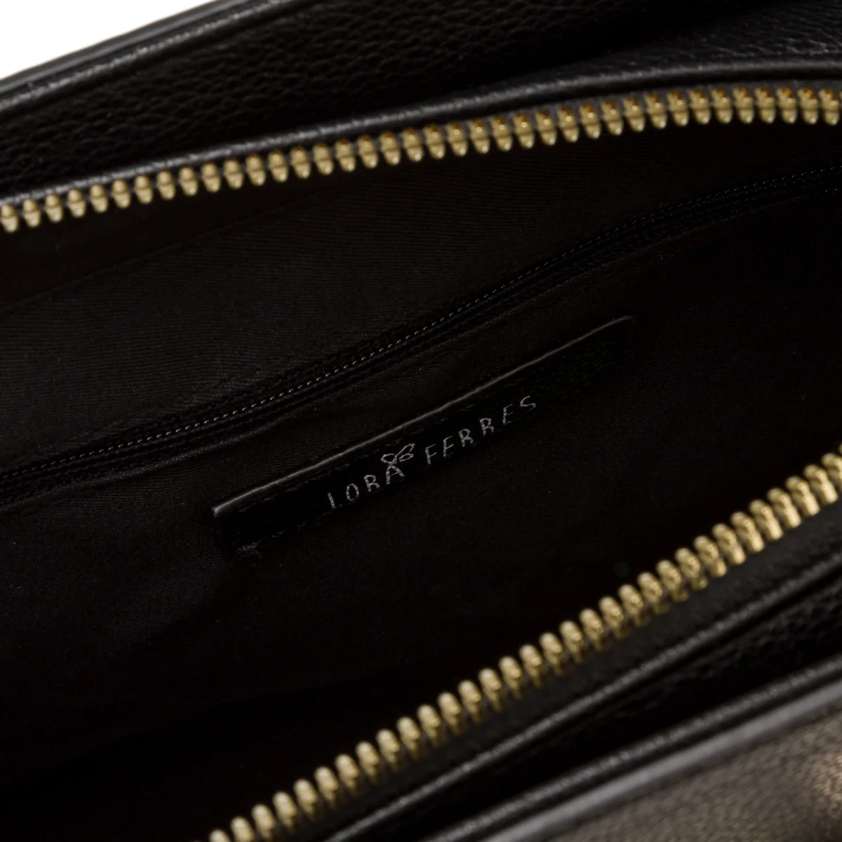 Borsa a spalla nera da donna con morsetto Lora Ferres - Image 5