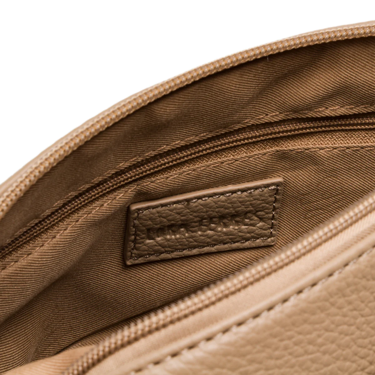 Borsa a tracolla da donna color taupe con logo in metallo Lora Ferres - Image 4