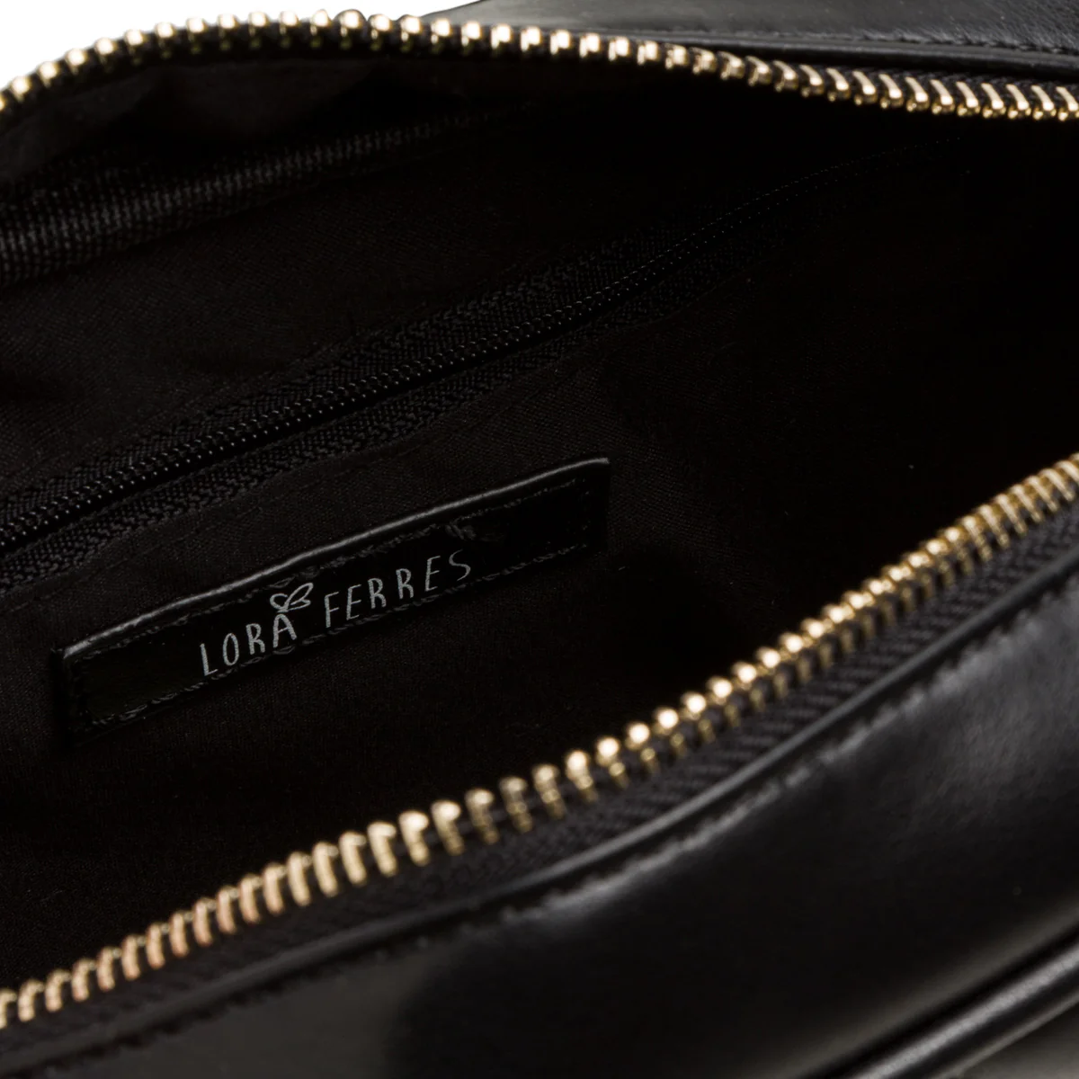 Borsa a tracolla nera da donna effetto trapuntato Lora Ferres - Image 4