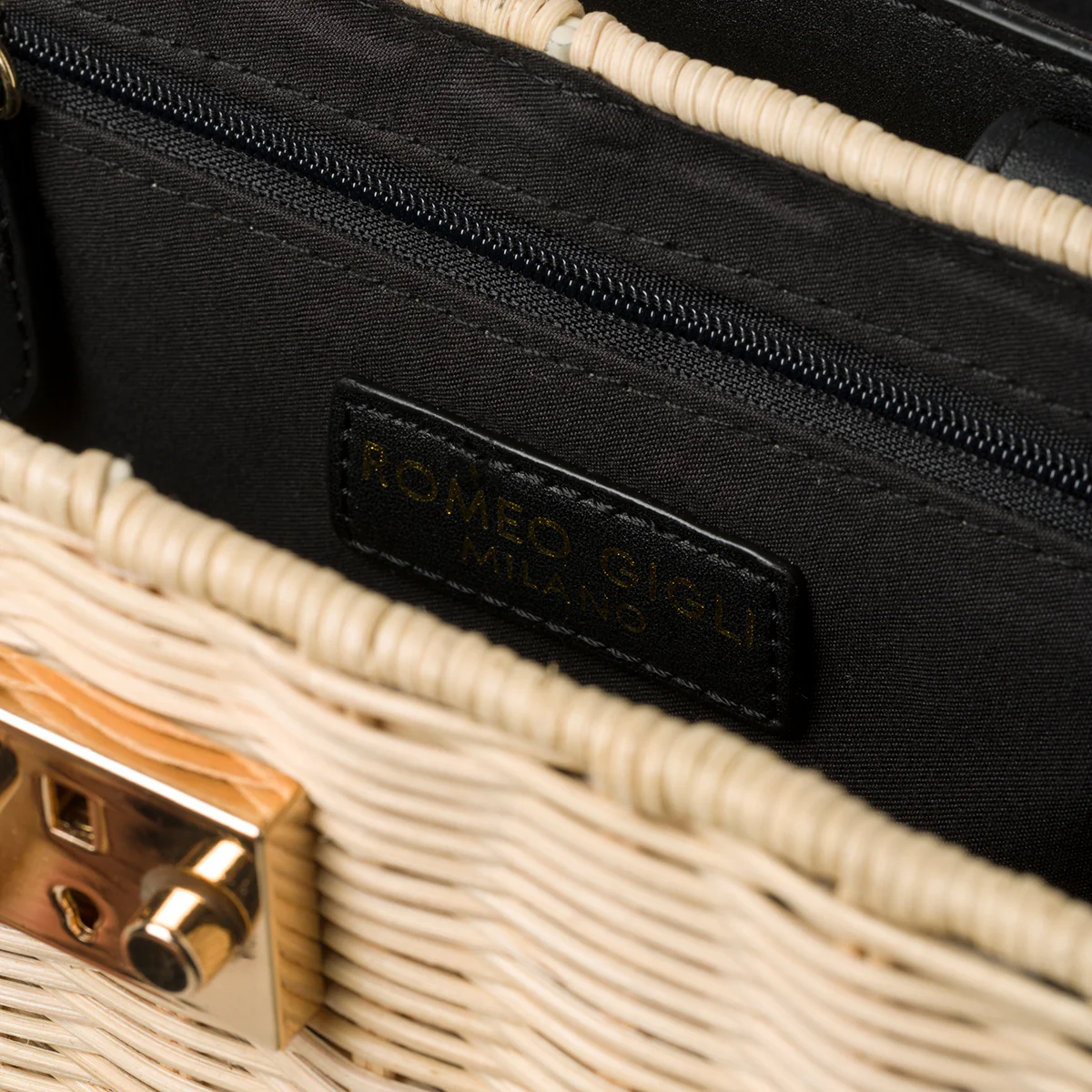 Borsa da mare nera e beige effetto paglia Romeo Gigli Areba - Image 7