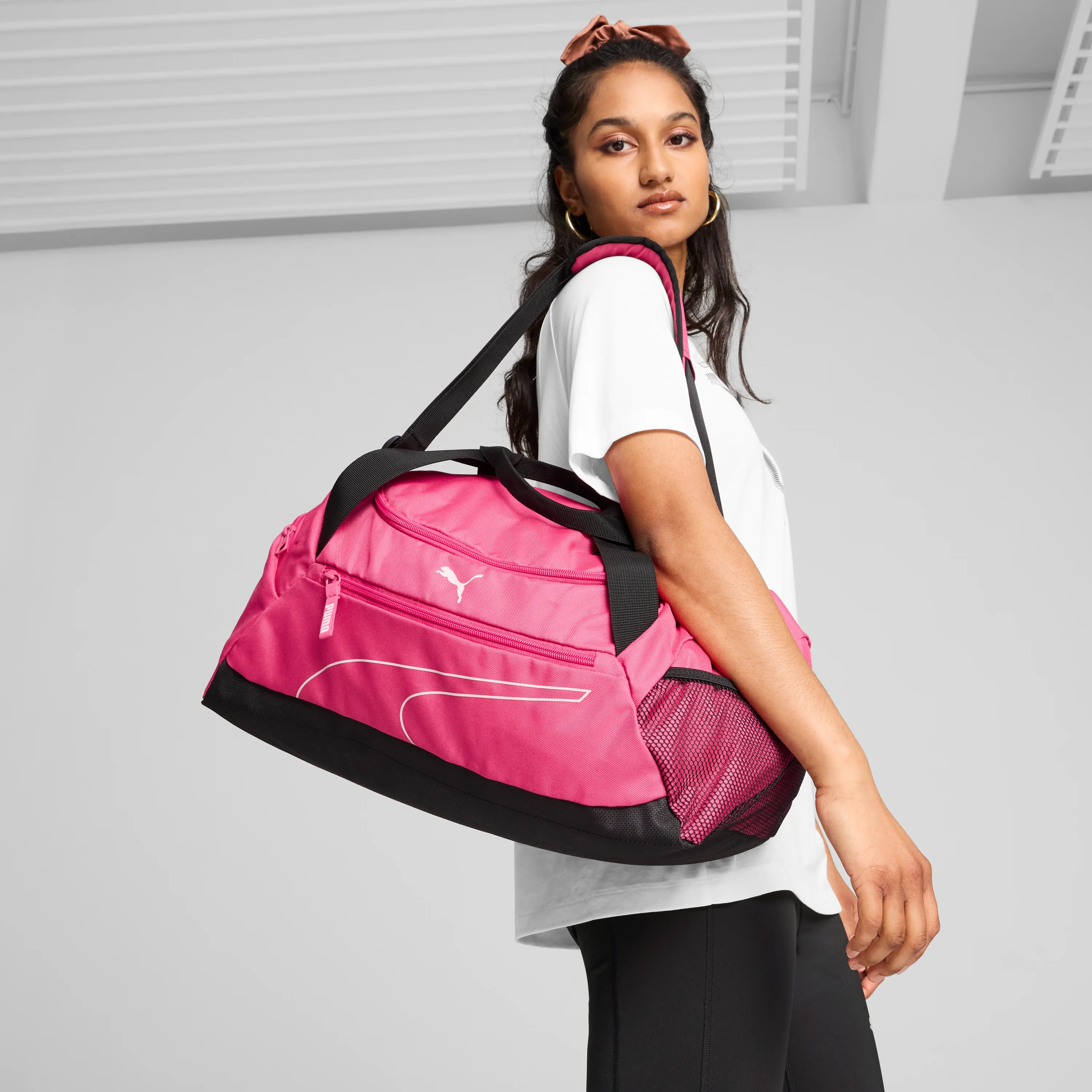 Borsone sportivo rosa con logo Puma