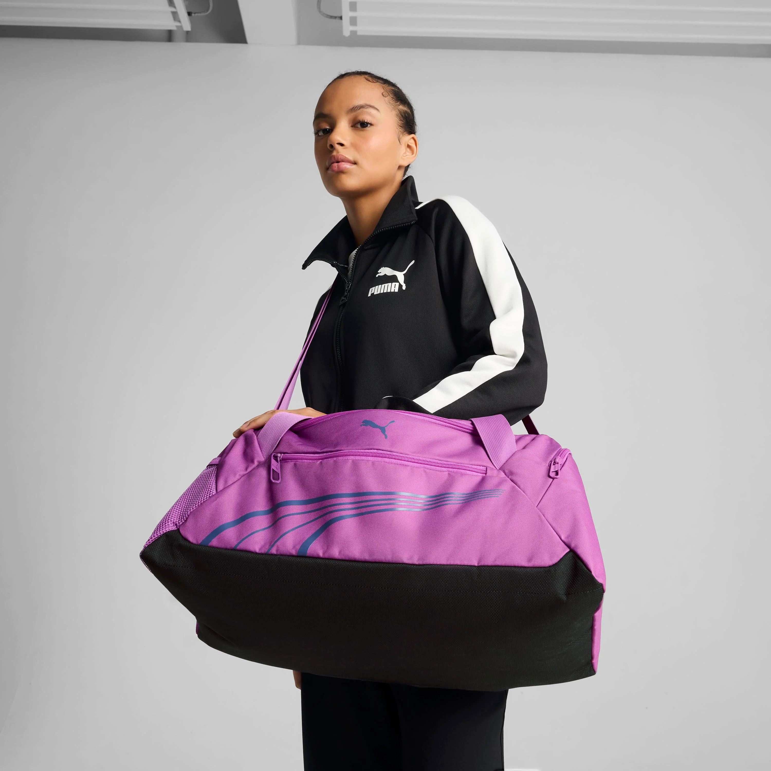 Borsone sportivo viola chiaro con tasche e tracolla Puma Fundamental