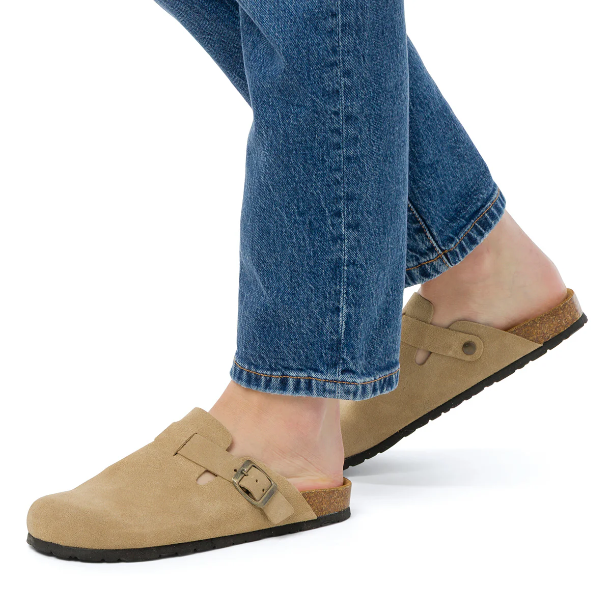 Ciabatte Sabot beige da Donna in pelle effetto scamosciato e suola in sughero Tè Verde - Image 2