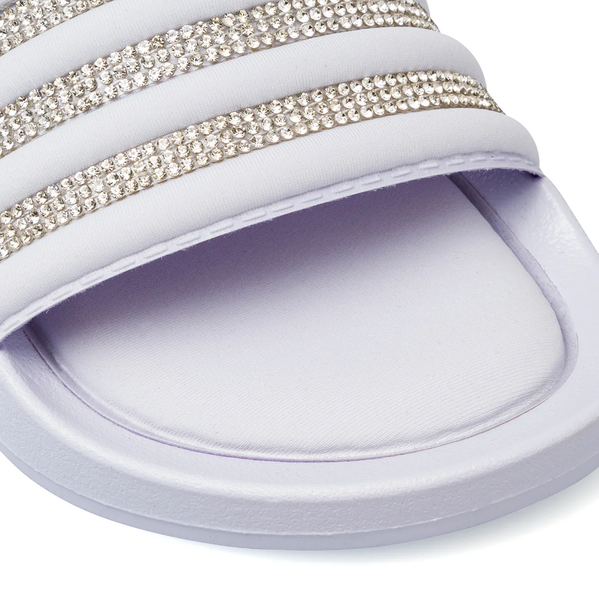 Ciabatte da donna lilla fascia singola e con dettagli strass Lora Ferres - Image 6