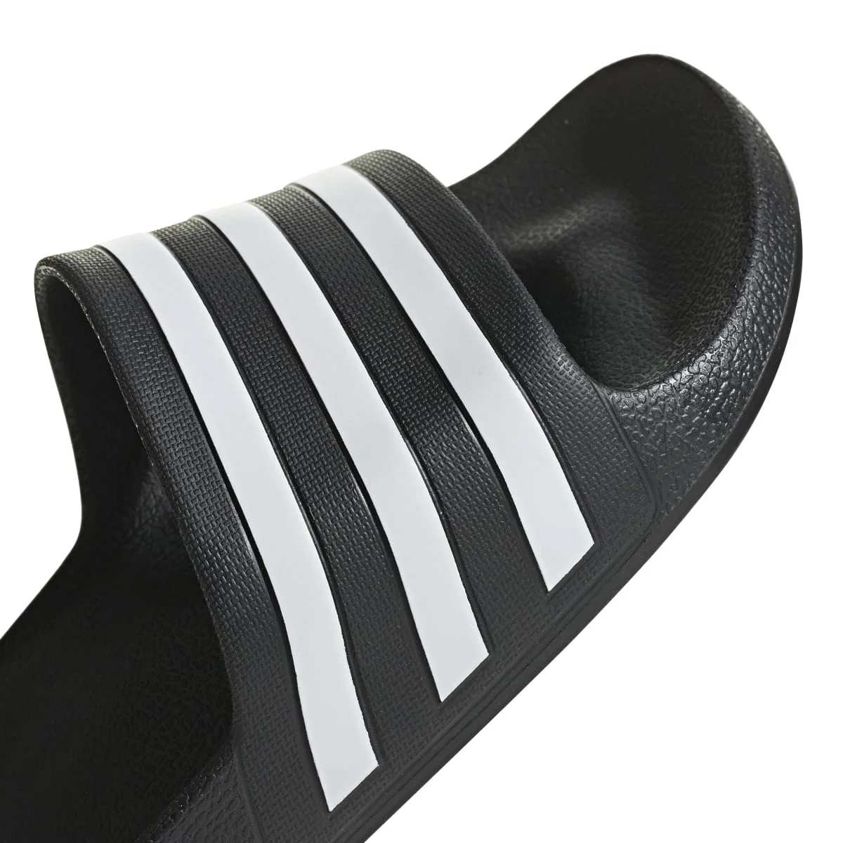 Ciabatte nere in gomma da uomo con logo a contrasto adidas Adilette Aqua - Image 8