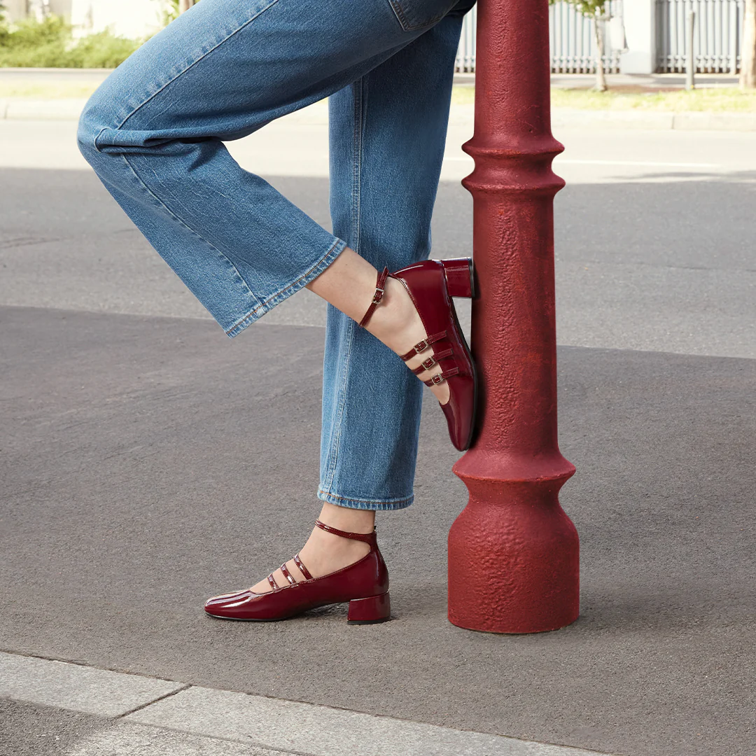 Décolleté bordeaux burgundy da donna con tacco 4 cm e cinturini Swish Jeans