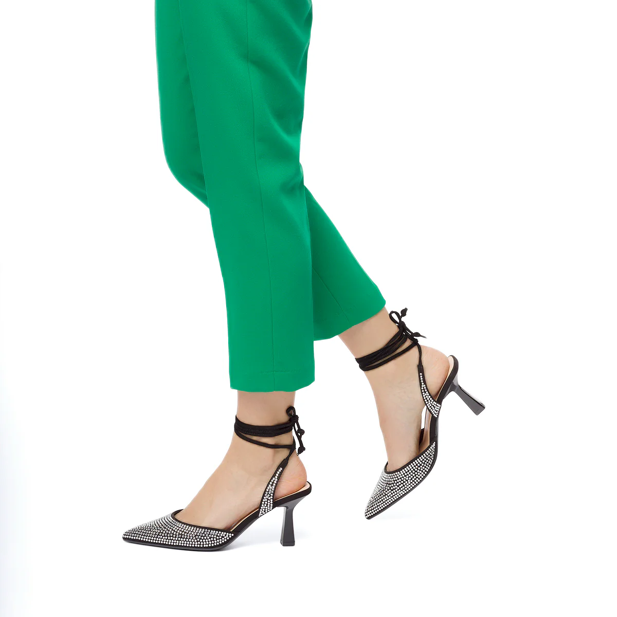 Décolleté gioiello slingback alla schiava nere con laccetti alla caviglia Lora Ferres - Image 2