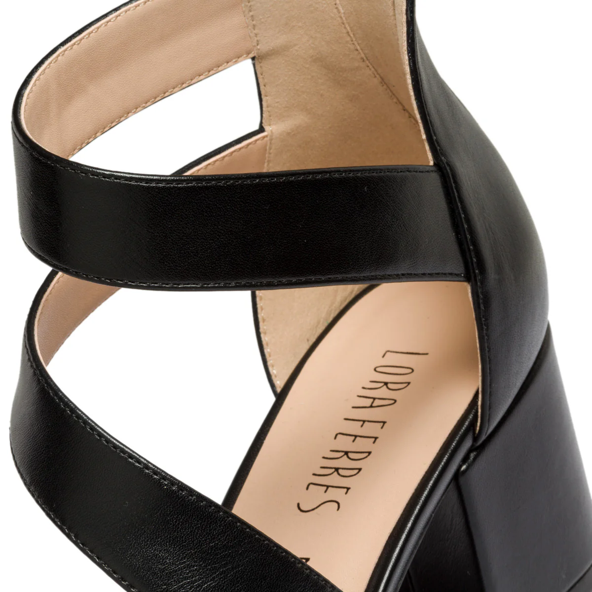 Décolleté nere con punta sfilata e tacco 6 cm Lora Ferres - Image 6