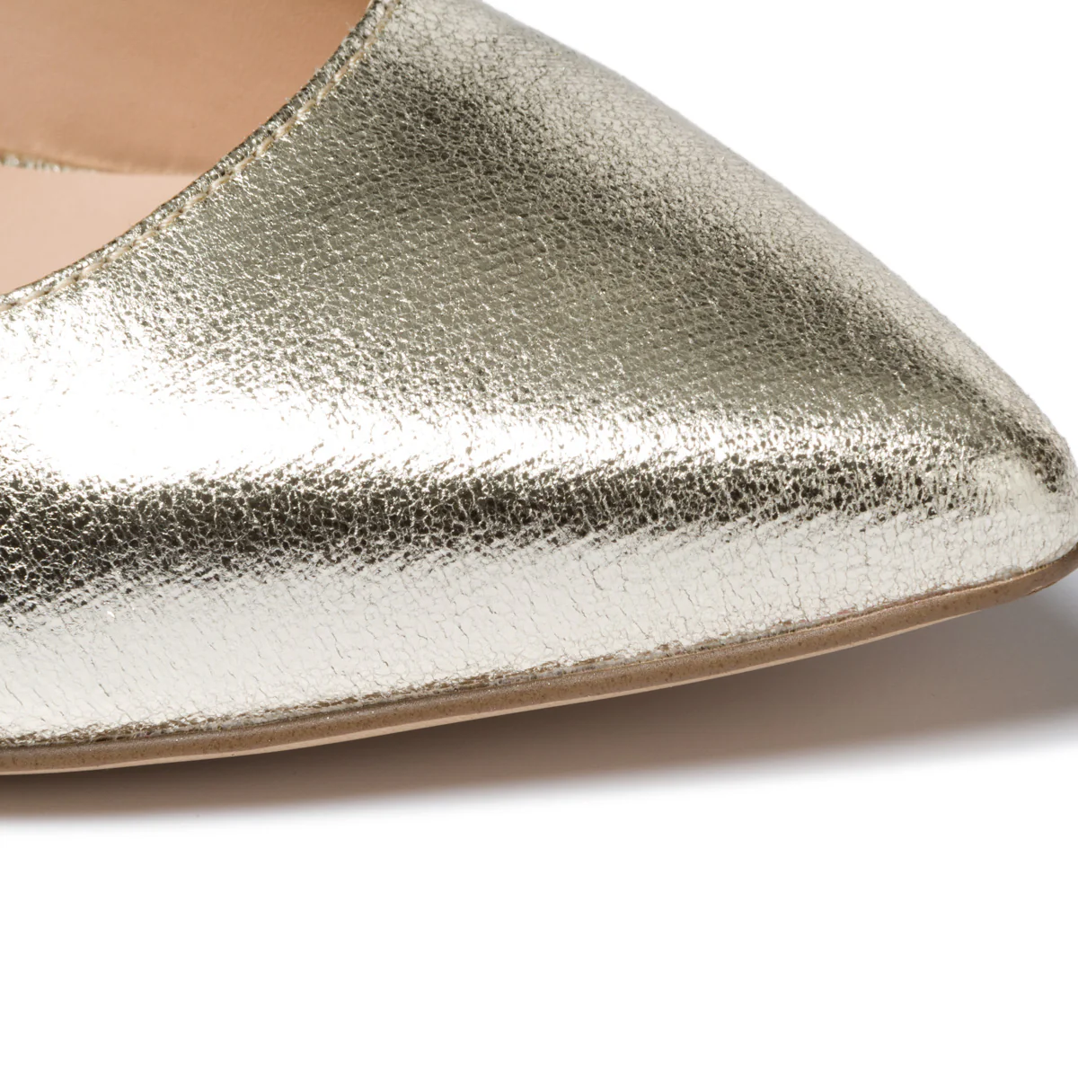 Décolleté oro con punta sfilata e tacco 9 cm Lora Ferres - Image 5