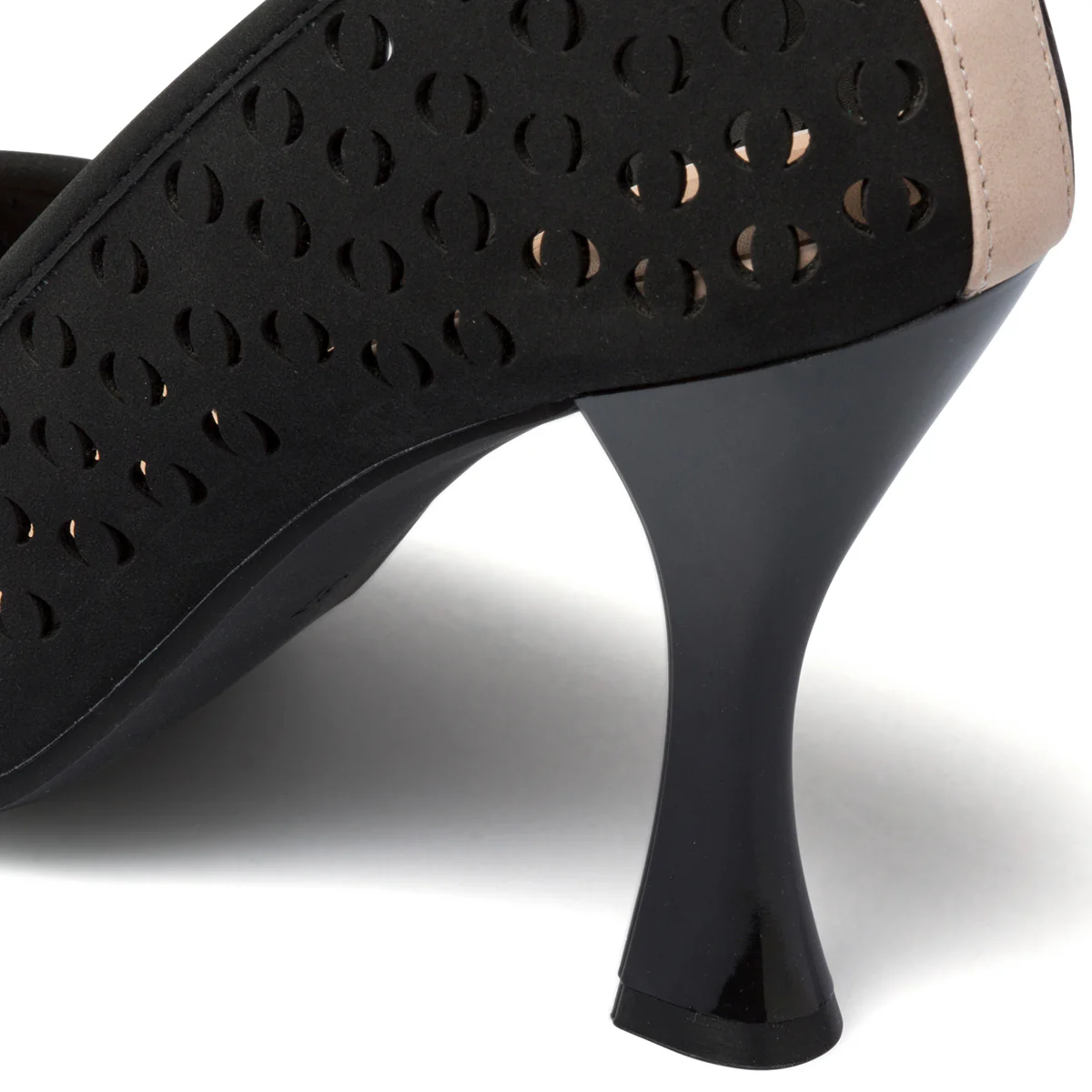 Décolleté peep-toe traforate nere con tacco 9 cm Lora Ferres - Image 11