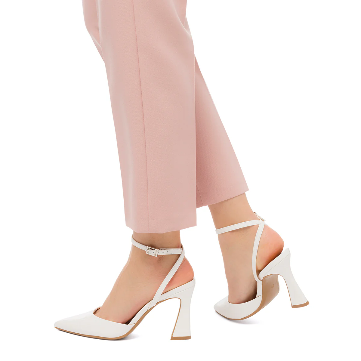 Décolleté slingback bianche effetto vernice con cinturino alla caviglia e tacco 9 cm Swish Jeans - Image 2