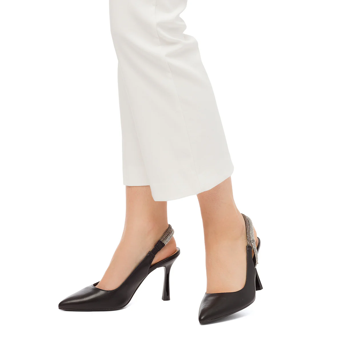 Décolleté slingback nere con strass sul cinturino e tacco a stiletto 9 cm Lora Ferres - Image 2