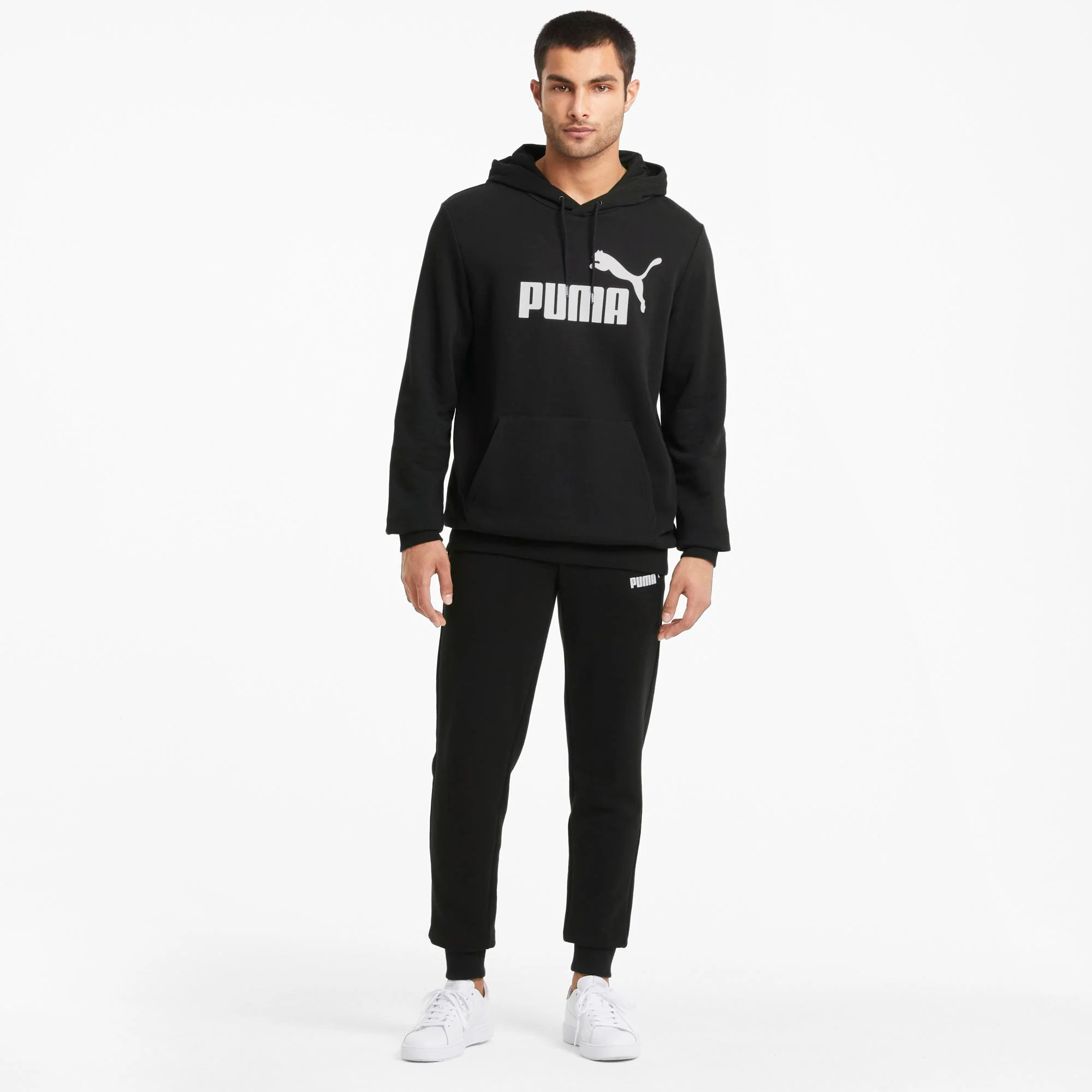 Felpa con cappuccio nera da uomo Puma Essentials - Image 3
