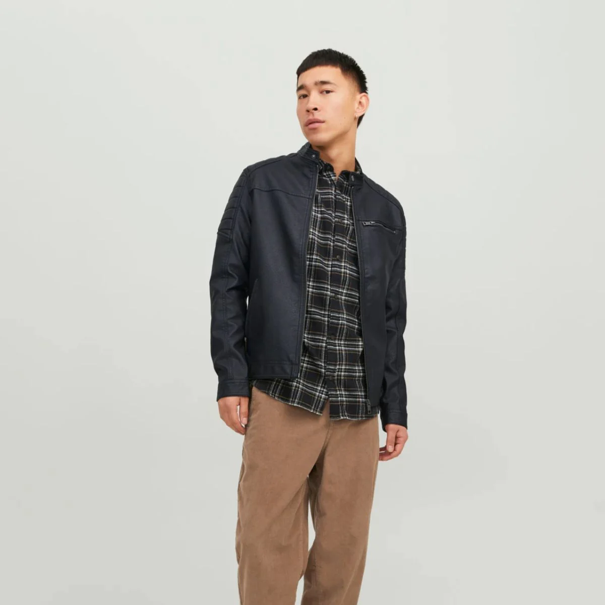 Giacca biker in similpelle nera da uomo Jack & Jones - Image 5