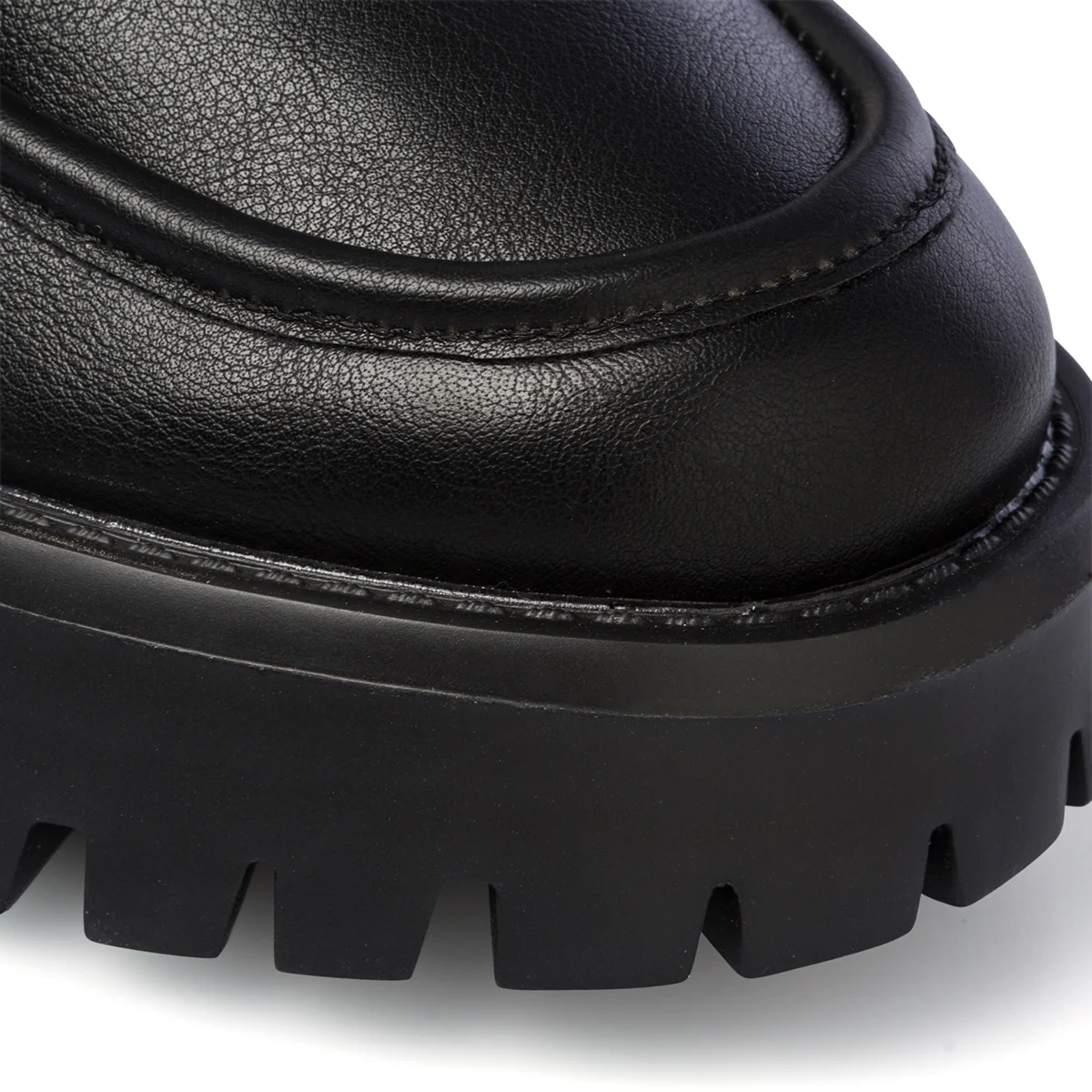 Mocassini neri in pelle vegana con suola chunky Call It Spring Clueless - Image 5