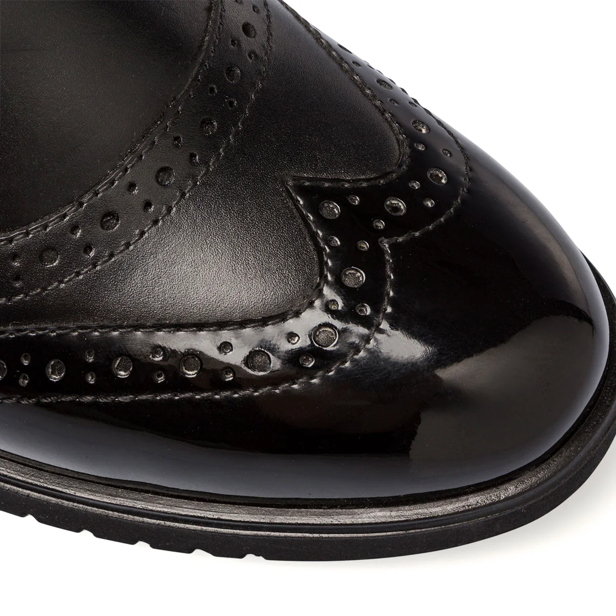 Mocassini slip-on neri in pelle da donna con dettagli brogue Primopiano - Image 5