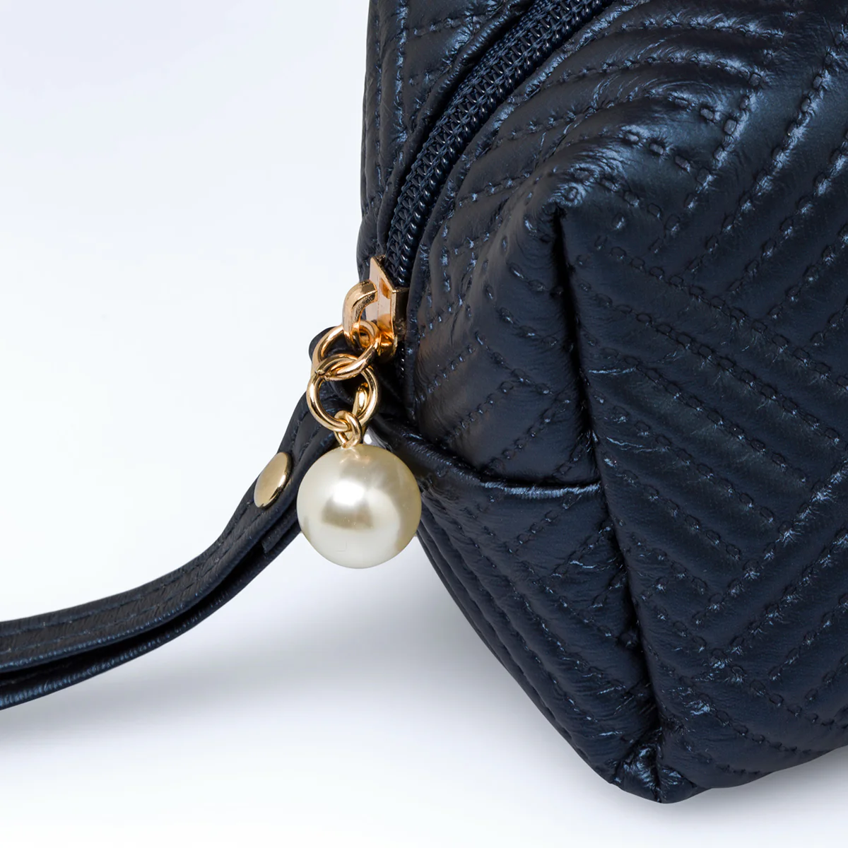 Necessaire blu da donna con chiusura a zip Camomilla Milano - Image 5