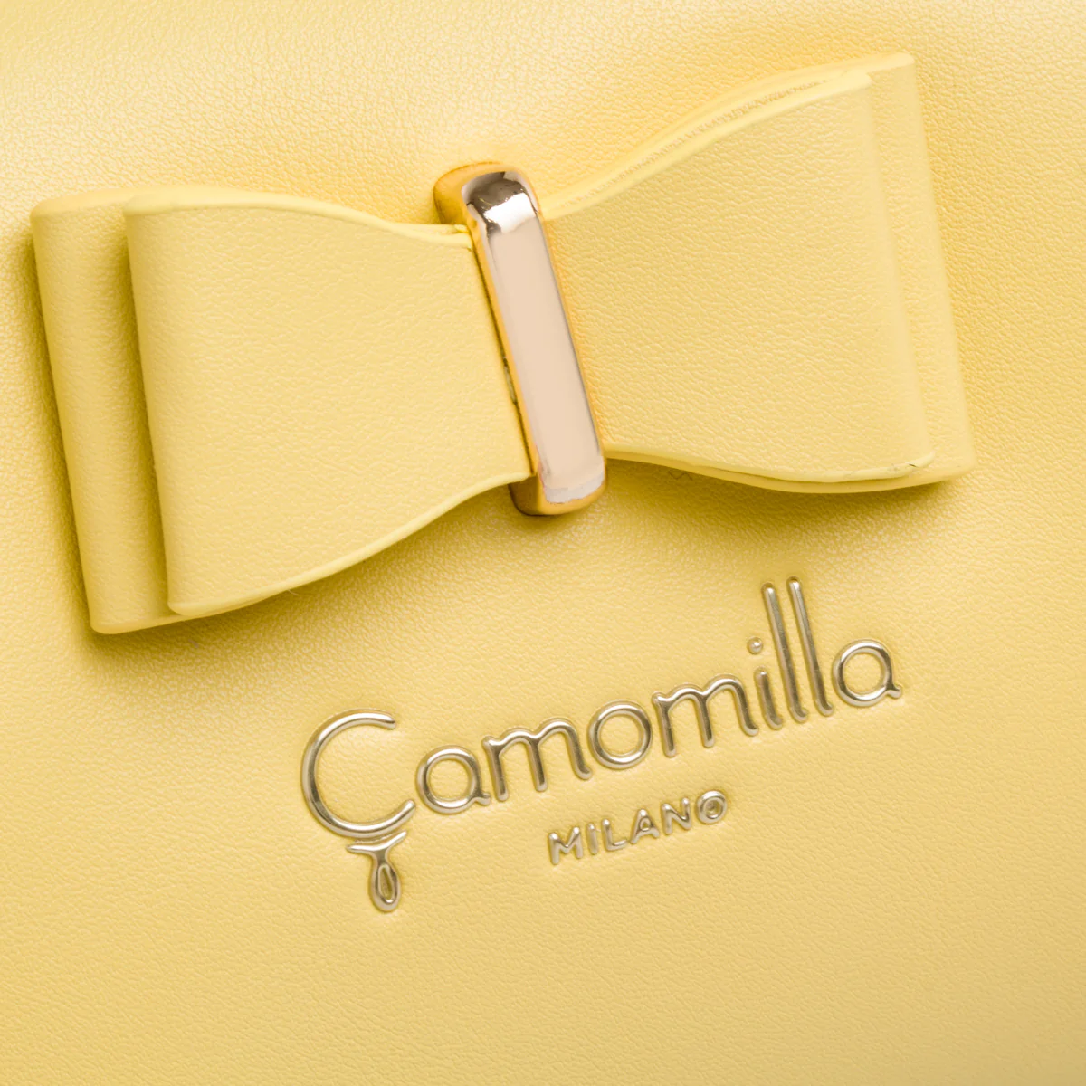 Necessaire M da donna giallo con fiocco Camomilla Milano - Image 3