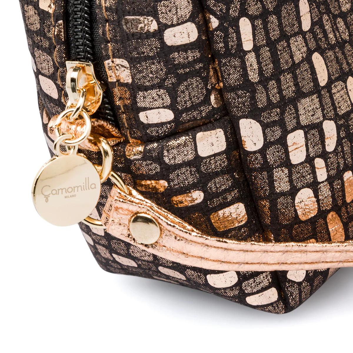 Necessaire oro da donna con chiusura a zip Camomilla Milano - Image 4