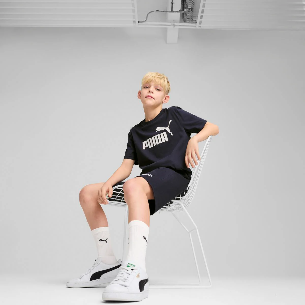 Pantaloncini da bambino e ragazzo neri con vita elasticizzata Puma - Image 5