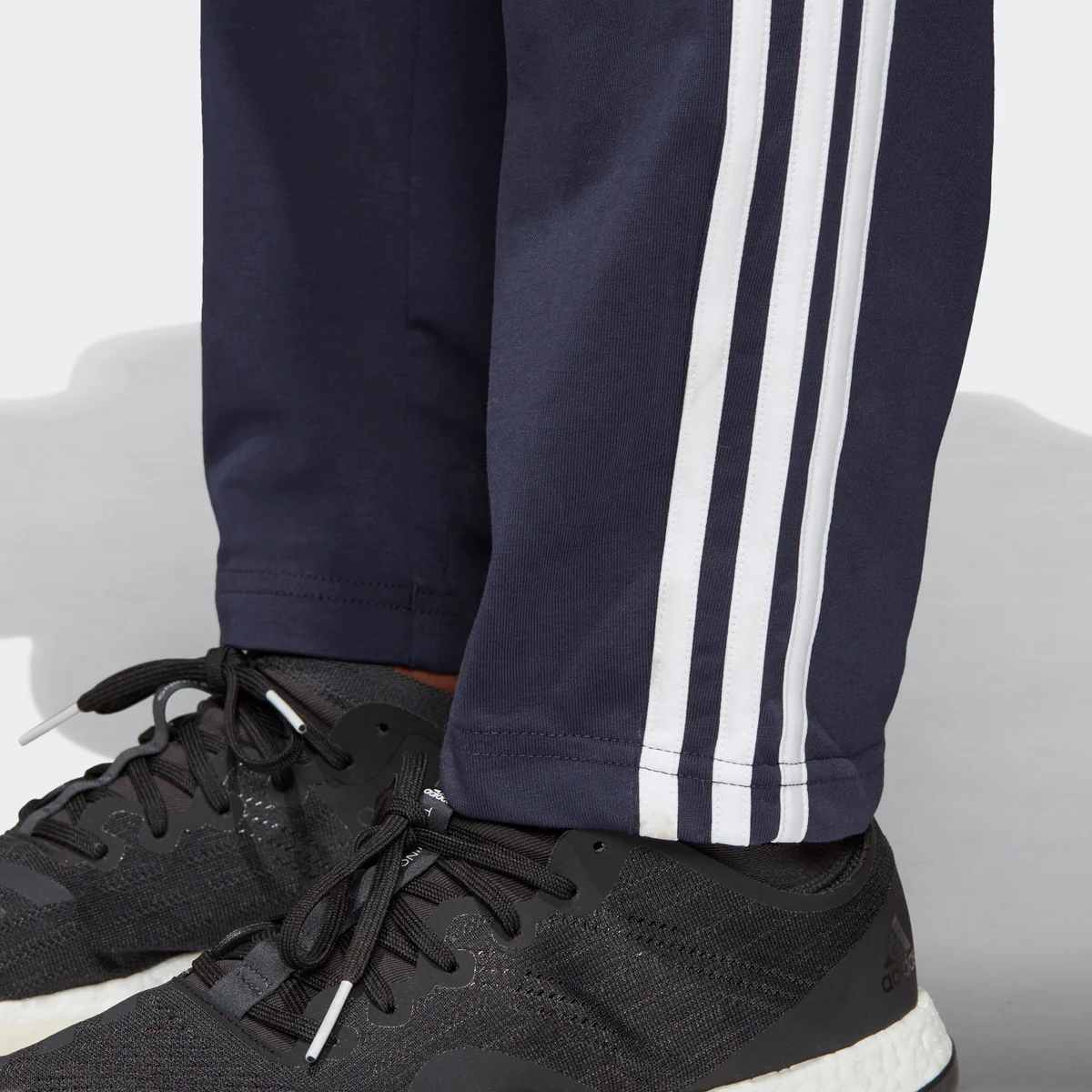 Pantaloni adidas Essentials 3 Stripes Tapered Pant SJ Open Hem - Image 6