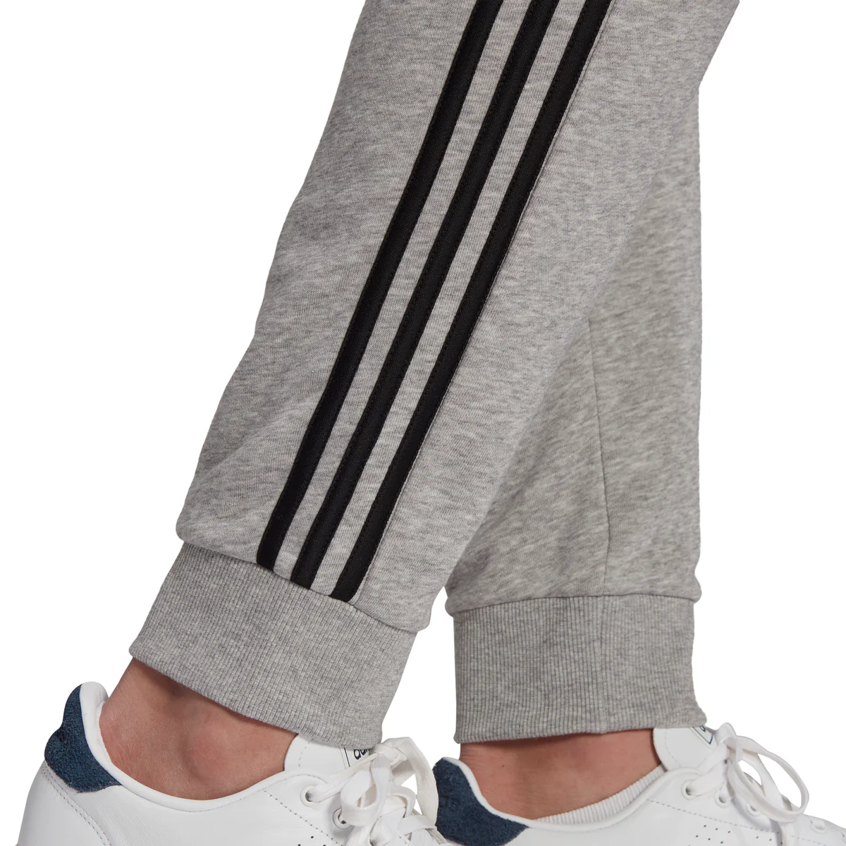 Pantaloni grigi adidas Essentials French Terry Tapered Cuff 3-Stripes - Image 4