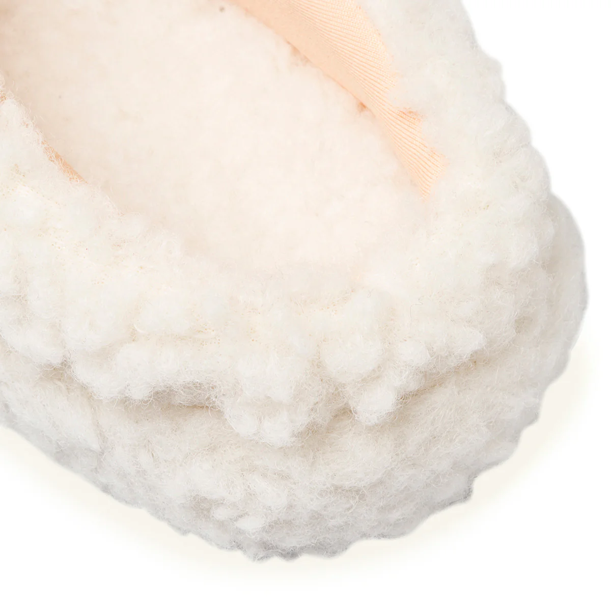 Pantofole bianche da donna in pelliccia sintetica Lora Ferres - Image 6