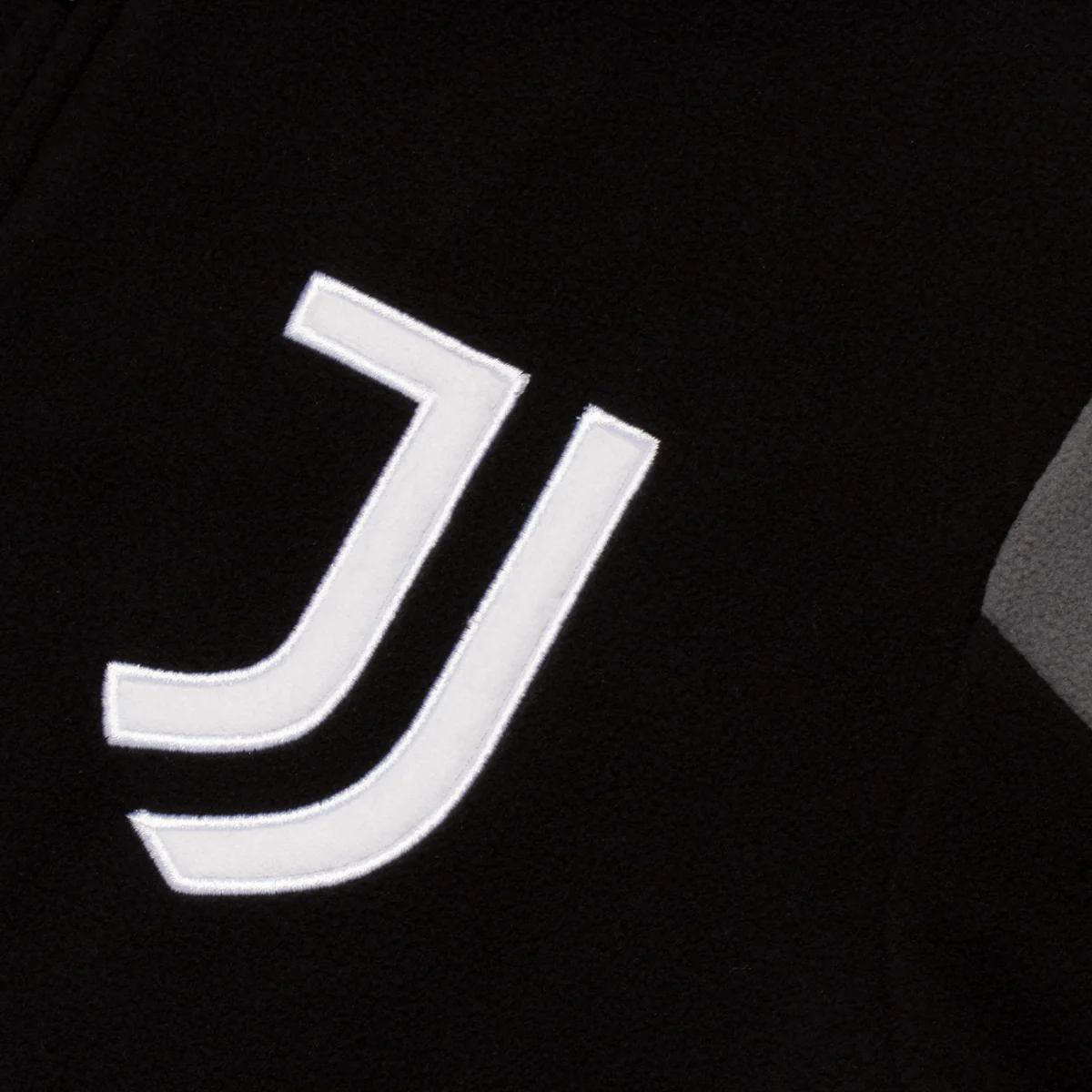 Pigiama invernale in pile grigio e nero da bambino con logo Juventus - Image 4