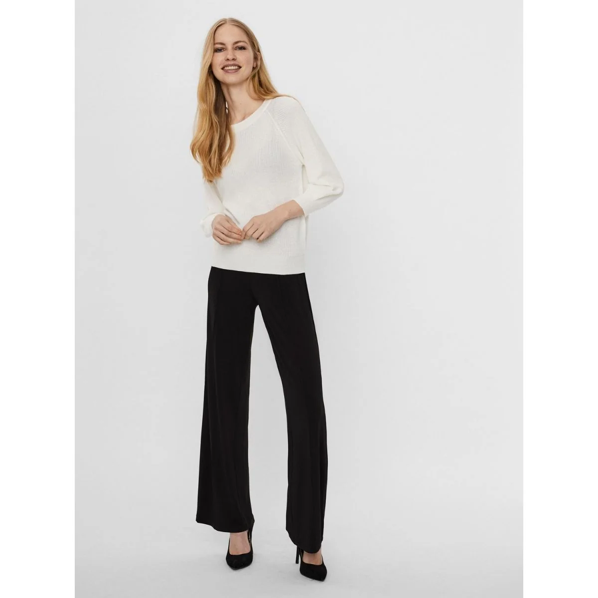 Pullover girocollo bianco in tessuto knit da donna Vero Moda - Image 2