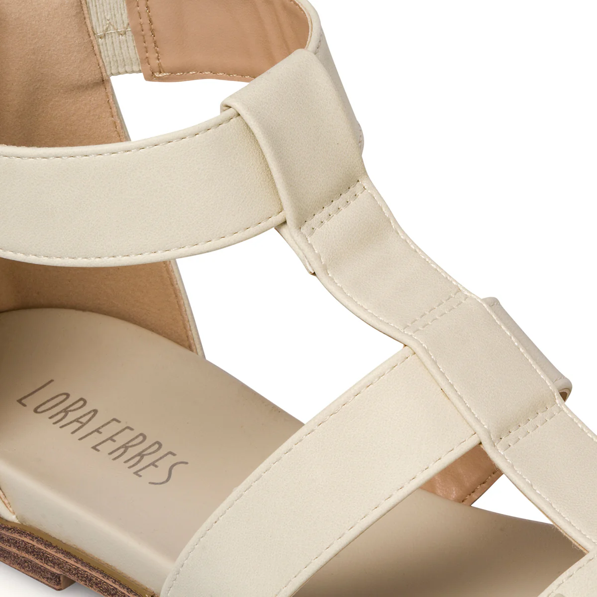 Sandali bassi beige da donna con borchie a piramide Lora Ferres - Image 6