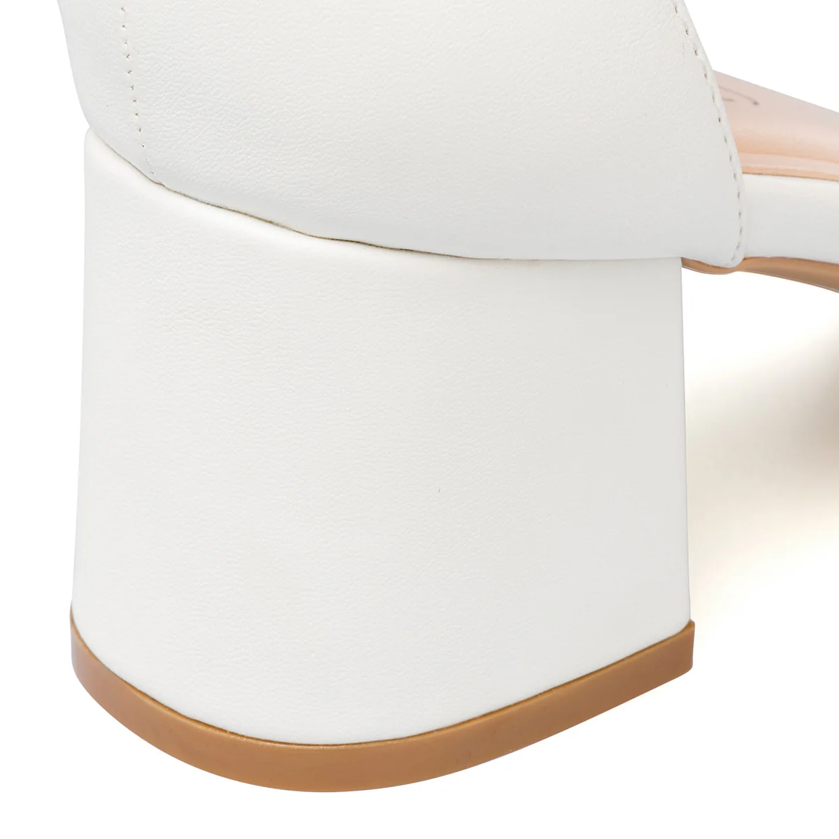 Sandali da donna bianchi con tacco a blocco 6 cm Lora Ferres - Image 7