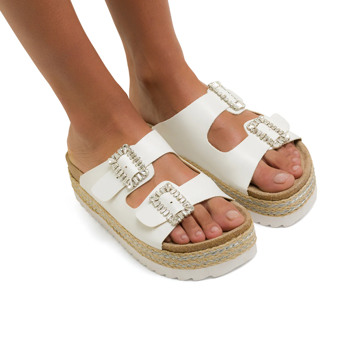 Sandali da donna bianchi con zeppa 4 cm e fibbie con perline Lora Ferres - Image 6