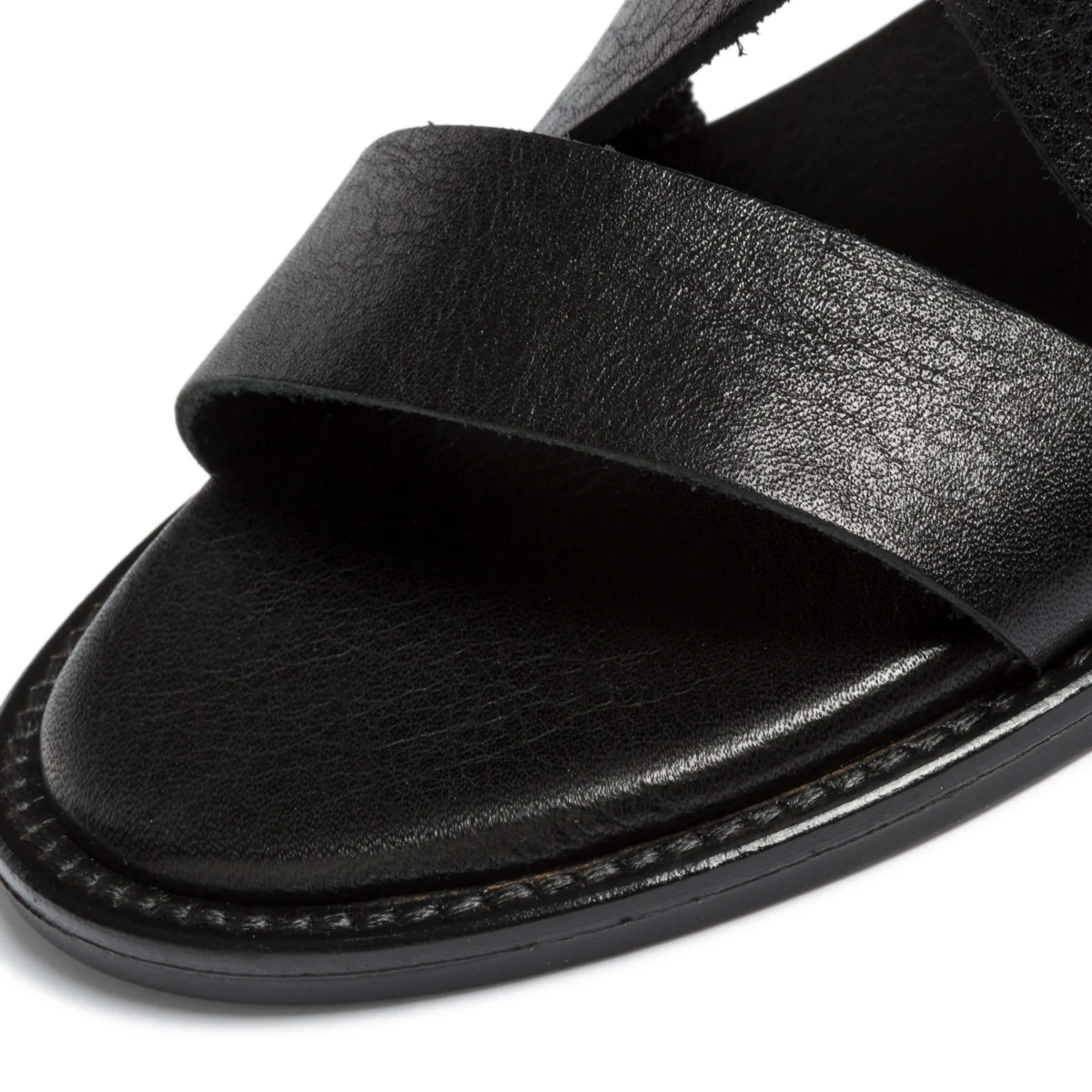 Sandali bassi neri in pelle con fasce intrecciate P Essentials - Image 4