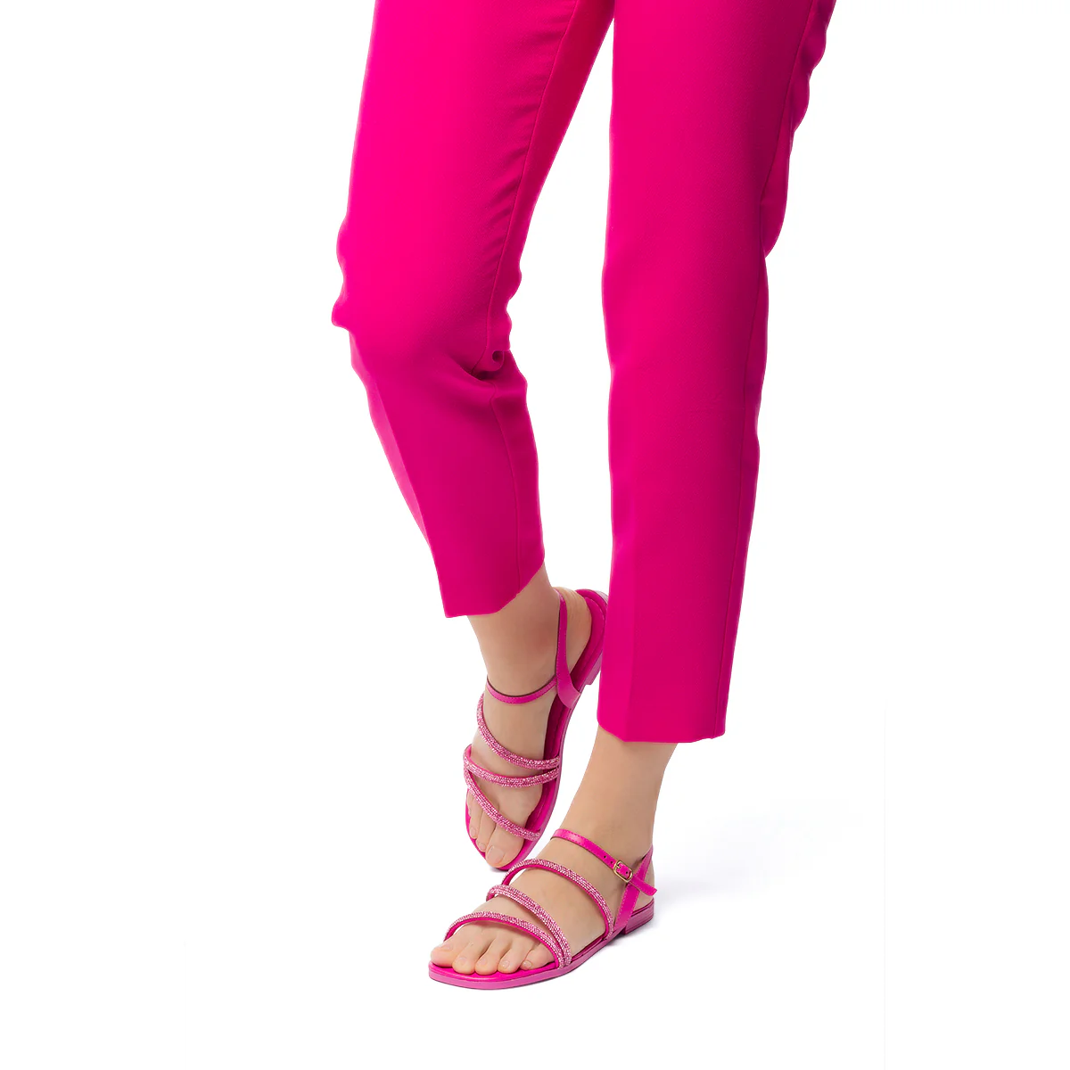 Sandali fucsia con strass gioiello da donna Lora Ferres - Image 3