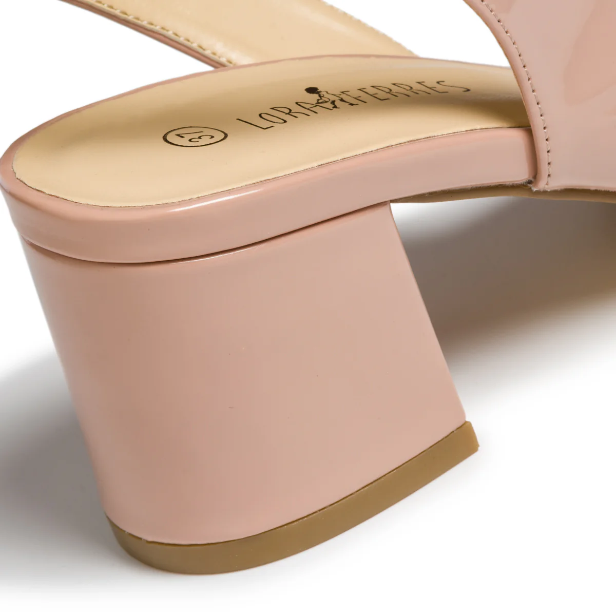 Sandali nude effetto vernice con tacco 6 cm Lora Ferres - Image 8