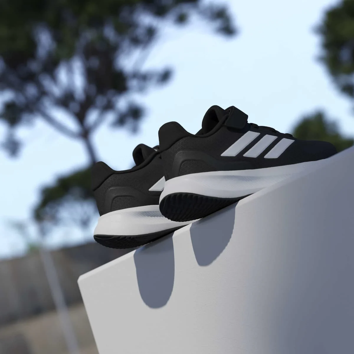 Scarpe Bambino Nere con Strappo e Cloudfoam adidas Runfalcon 5 - Image 13