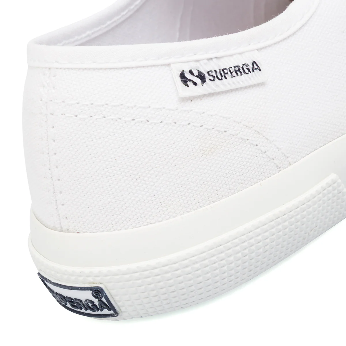 Scarpe bianche da bambino e bambina con doppio strappo e suola in gomma Superga - Image 5