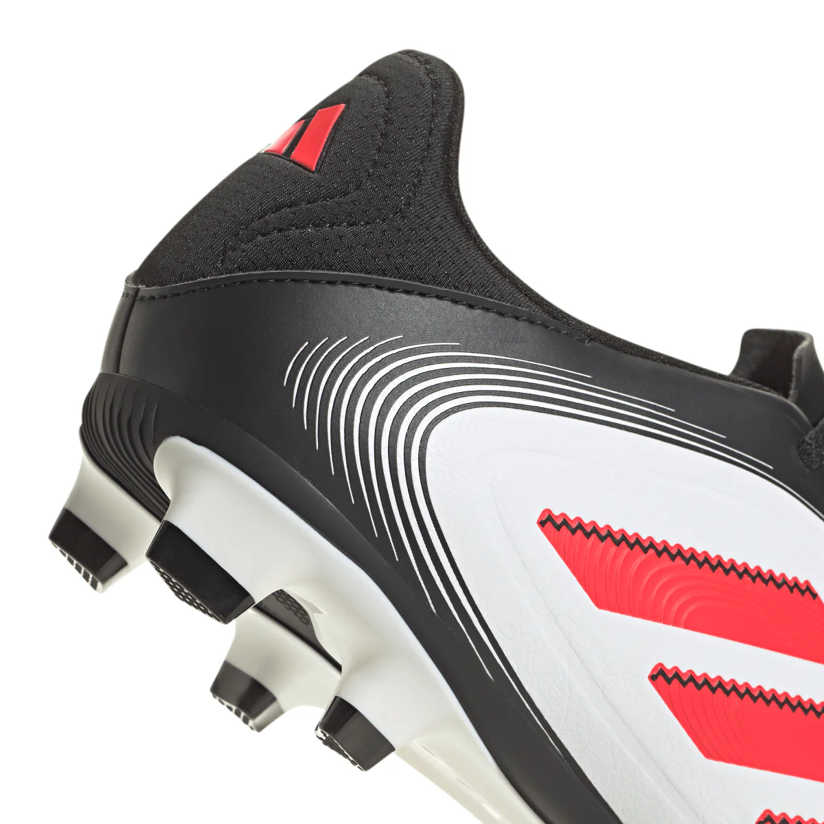 Scarpe Calcio bianche e nere adidas Copa Pure Club III - Image 4