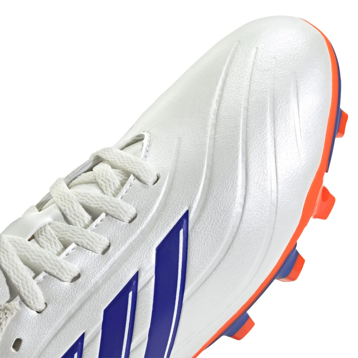 Scarpe da calcio da ragazzo bianche con dettagli blu e arancioni adidas Copa Pure 2 Club FXG - Image 6