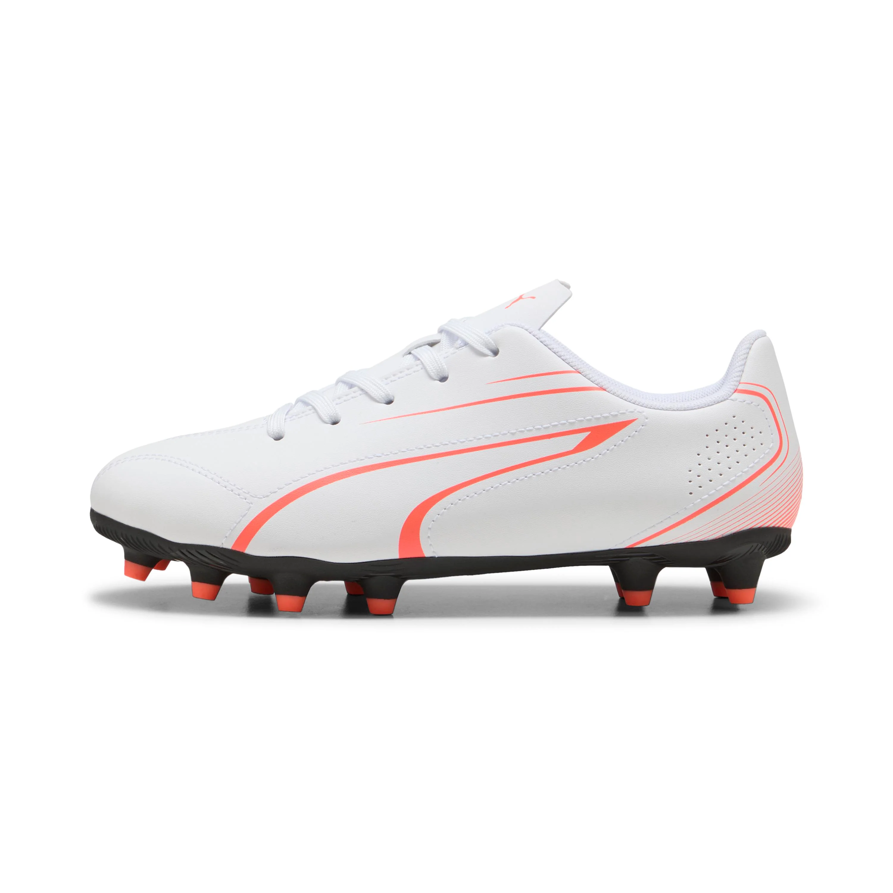Scarpe da calcio da ragazzo bianche con logo arancione Puma Vitoria - Image 2