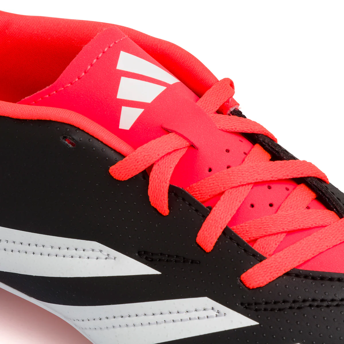 Scarpe da calcio per terreni sintetici da ragazzo adidas Predator Club FxG J - Image 6