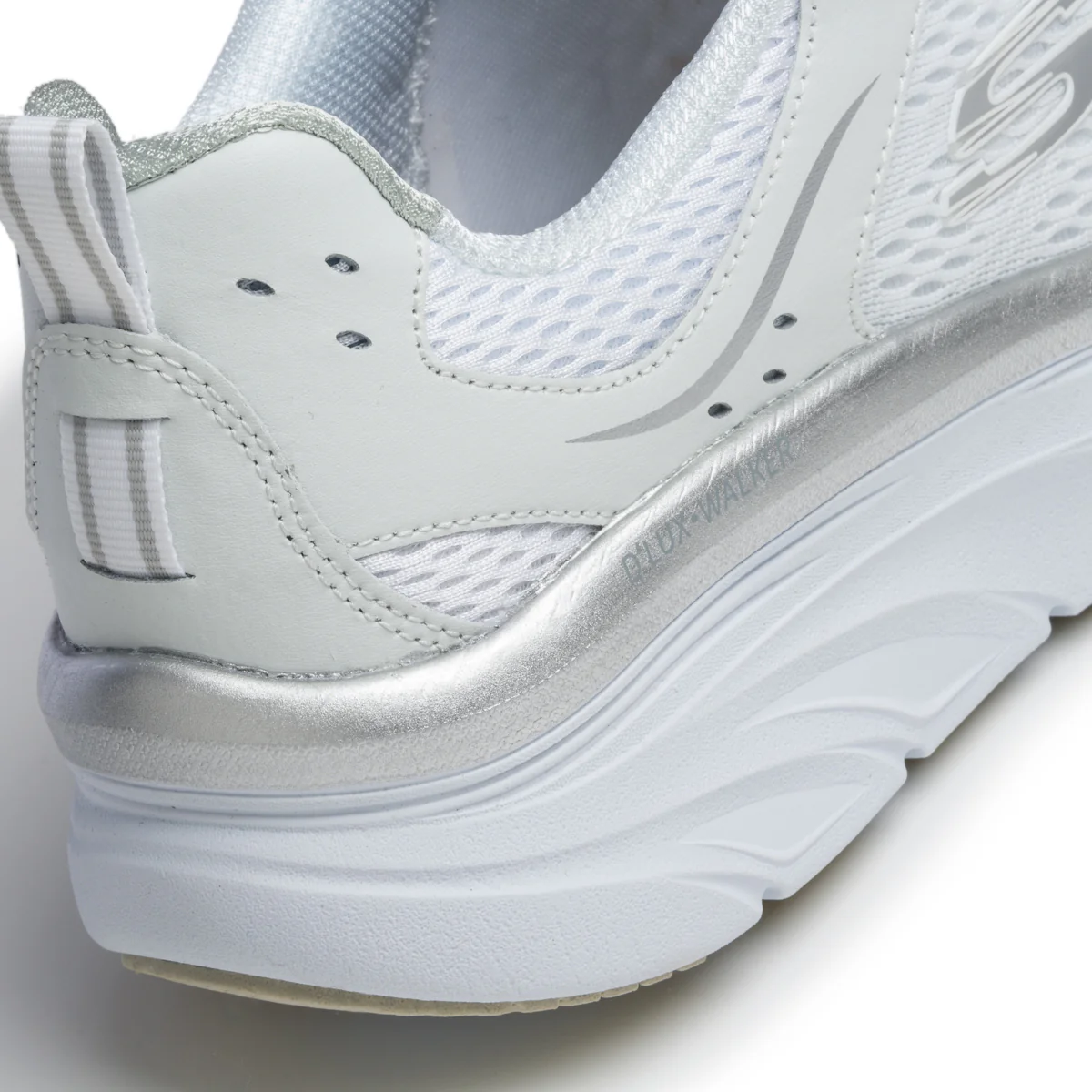 Scarpe da running bianche in tessuto mesh con soletta Memory Foam Skechers D'Lux Walker - Image 7