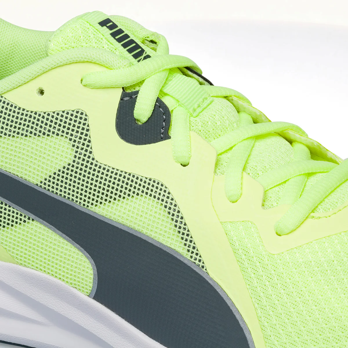 Scarpe da running gialle da uomo in tessuto mesh con ammortizzazione SoftFoam+ Puma Twitch Runner - Image 12