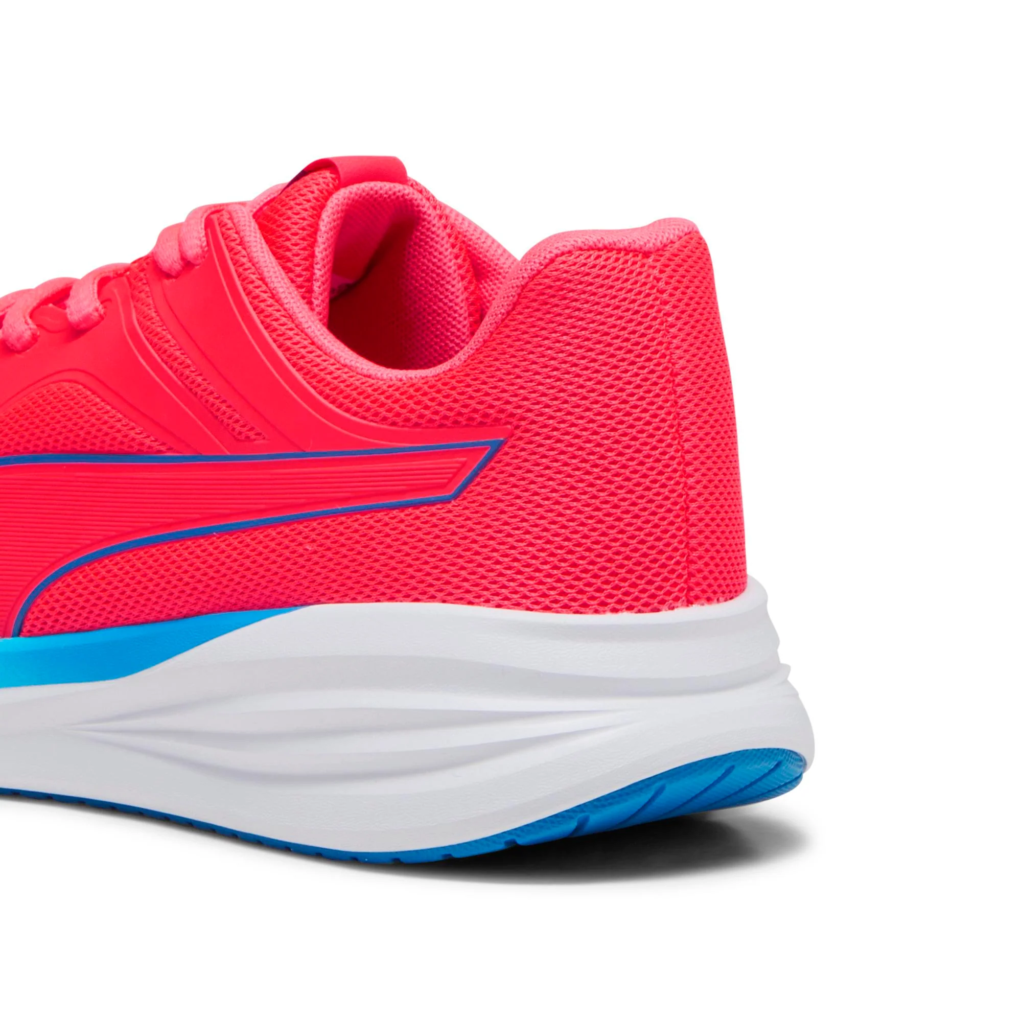 Scarpe da running rosse da donna in tessuto mesh Puma Transport - Image 2