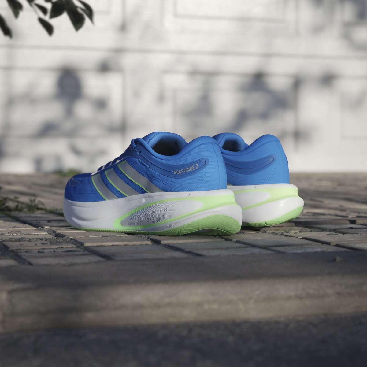 Scarpe da running uomo adidas Response 2 blu con intersuola Cloudfoam - Image 3