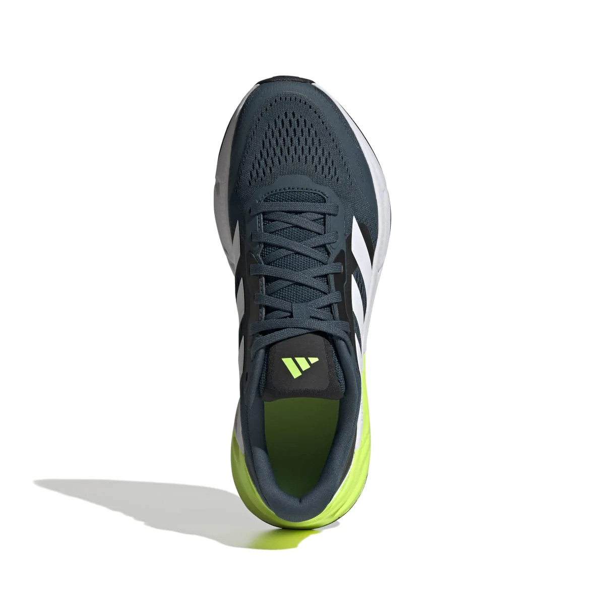 Scarpe da running verdi da uomo con dettagli fluo adidas Questar 2 - Image 2