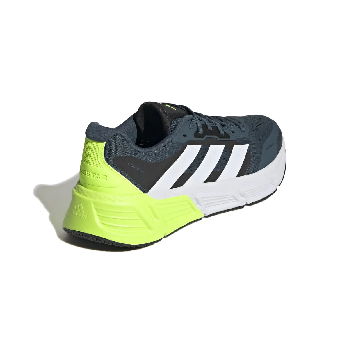 Scarpe da running verdi da uomo con dettagli fluo adidas Questar 2 - Image 6