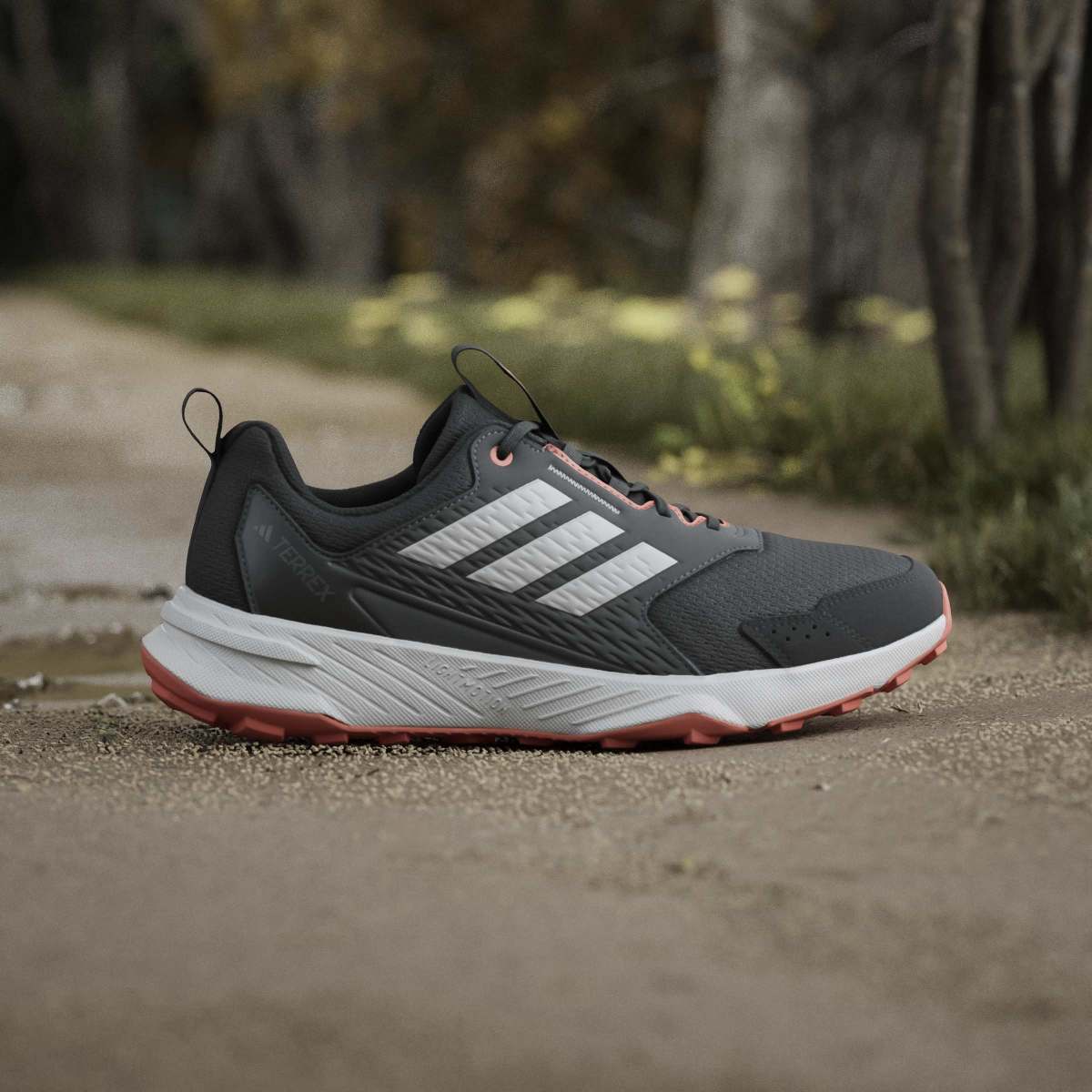 Scarpe da trail running Nere adidas Terrex Tracefinder 2 da Uomo - Image 2
