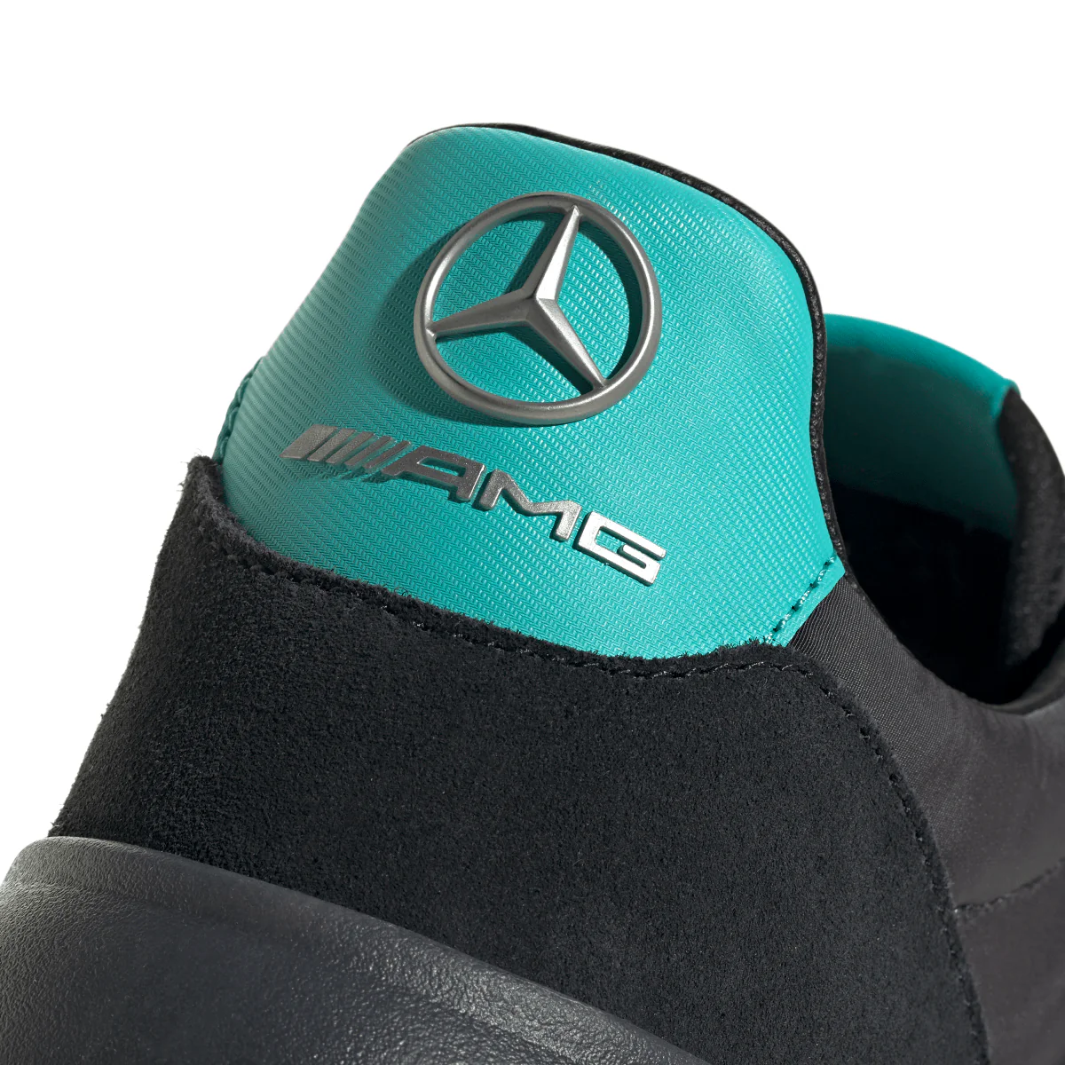 Scarpe Grigie con strisce turchesi adidas x Mercedes-AMG Petronas F1 Team Barreda Decode - Image 5